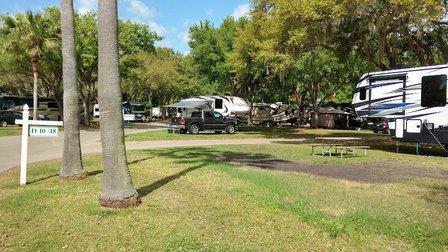 Tampa East RV Resort, The Oaks