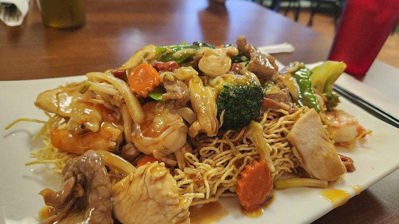 Asian House Chinese & Vietnamese Restaurant