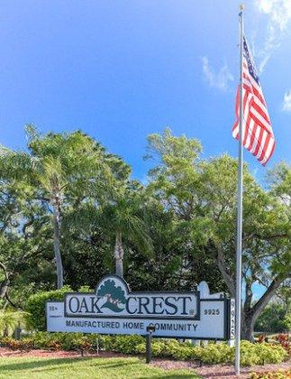 Oak Crest/Acorn