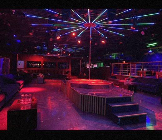 Hefé Nightclub