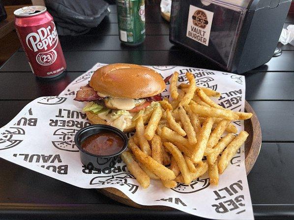 Burger Vault - Tampa