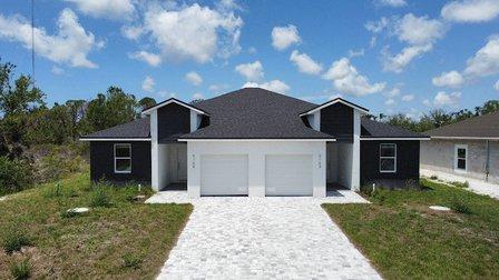 WOMEN HOME BUILDERS