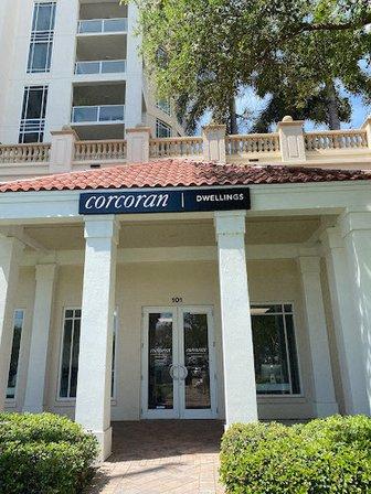 Liane Jamason - Top Luxury Real Estate Agent