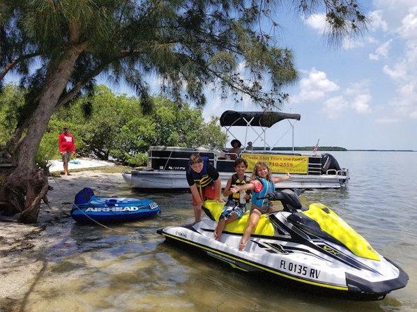 Fun Boats Adventures