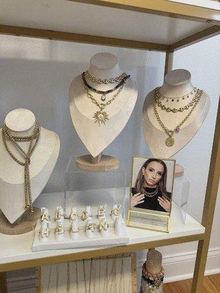 Mannaz Designs