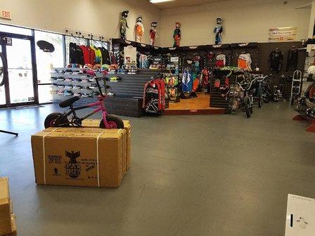 J&R Bicycles BMX SuperStore