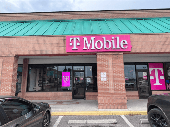 T-Mobile Experience Store