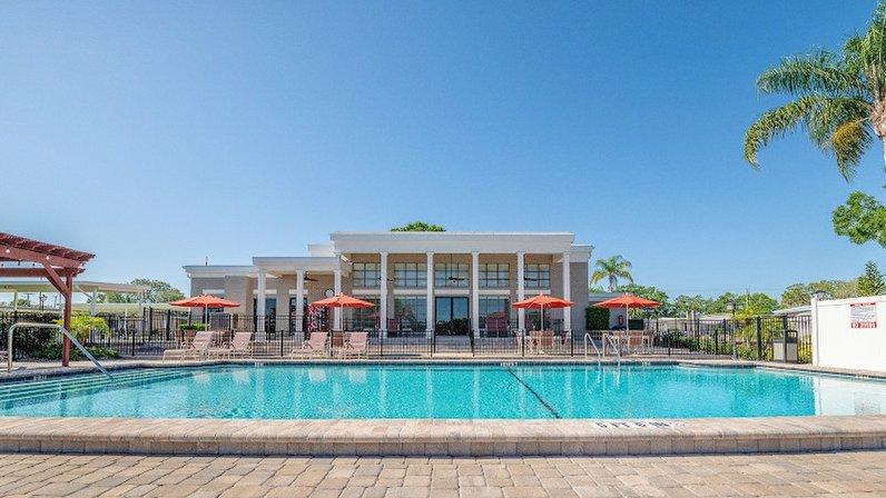 Lakeshore Villas