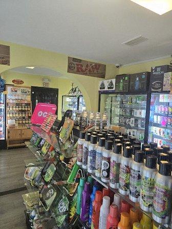 Mellow Mist Smoke Shop / Vape Shop