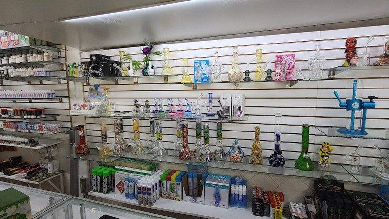 Smokin Pipes Smoke Shop St. Petersburg Fl