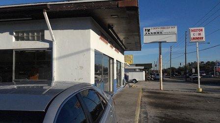 Disston Coin Laundry