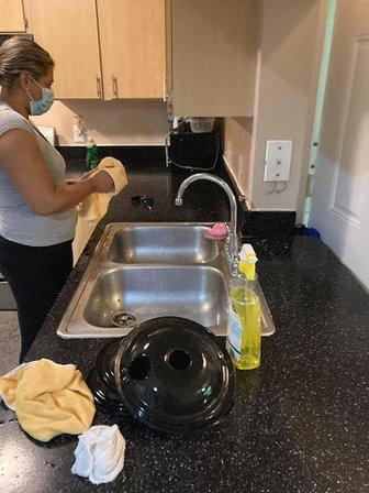 LAGO CLEANING SERVICES LLC