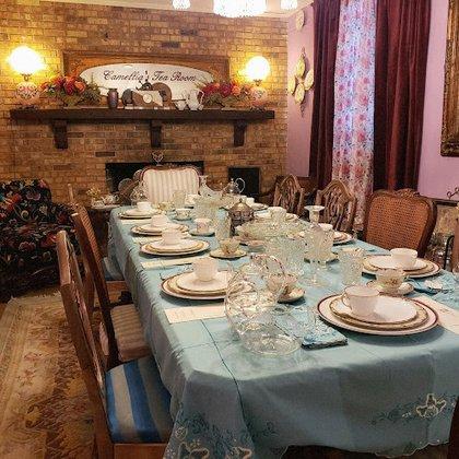 22 Moons Tea Room