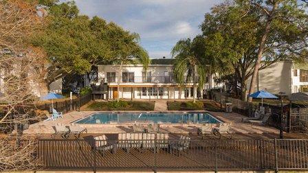 Deerpath On the Lake Apartment
