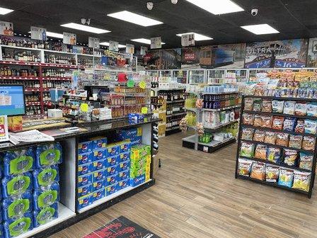 Super 7th Liquor Store