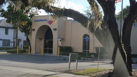 Bank of America (with Drive-thru ATM)