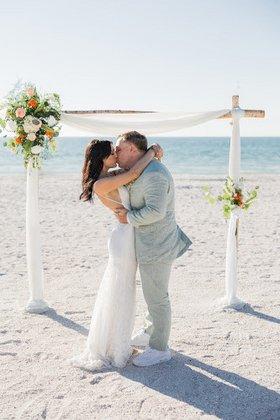 Tide the Knot Beach Weddings