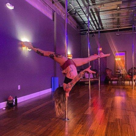 Intice Pole Dance Fitness