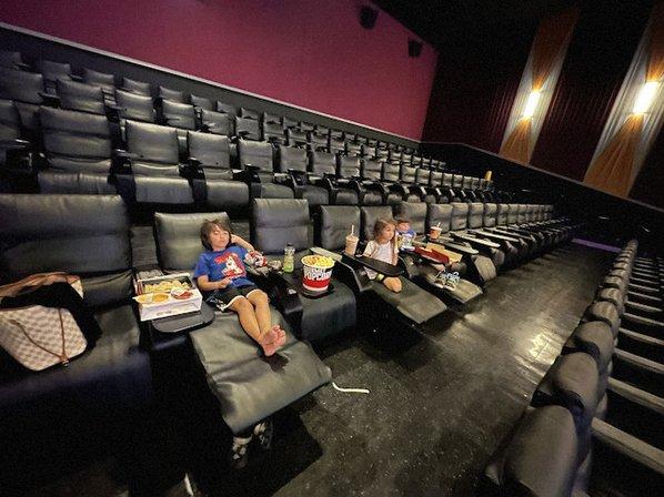 AMC Riverview 14