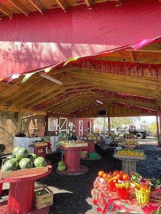 Produce stand