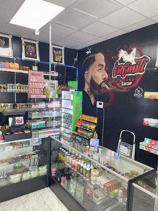 Infiniti smoke shop