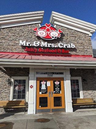 Mr. & Mrs. Crab - Pinellas Park