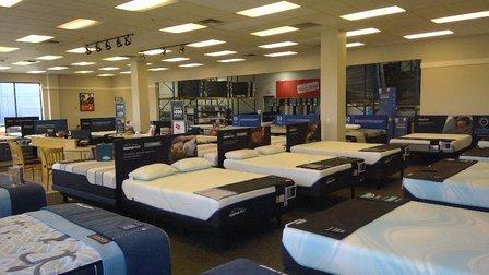 Mattress Firm Outlet - Largo Mall
