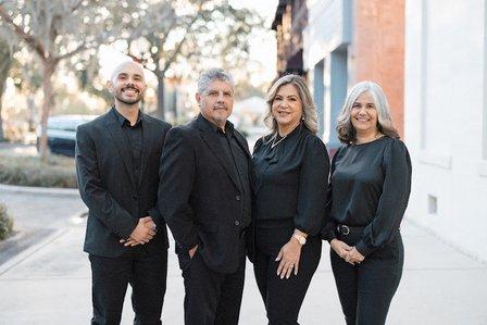 De La Garza Realty, Inc.
