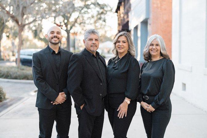 De La Garza Realty, Inc.