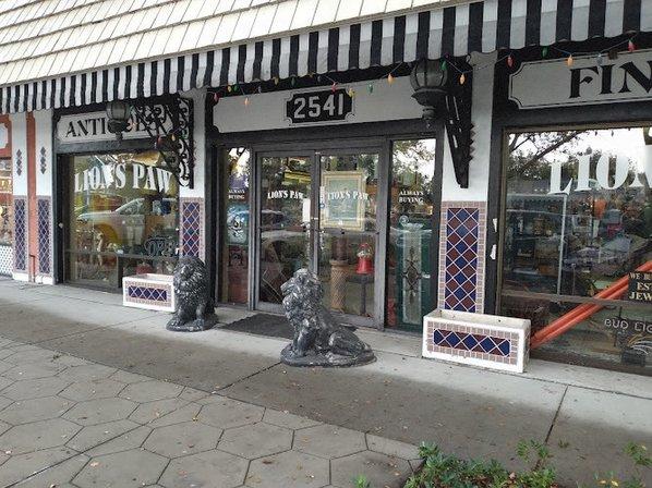 Lion's Paw Antiques & Collectables