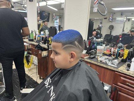 El Guille Barber Shop and beauty salon inc