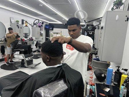 Fashion barber & beauty