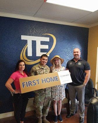 "Team Richardson 727" Kris & Christina Husband & Wife Team - BUY- SELL - INVEST- BUILD