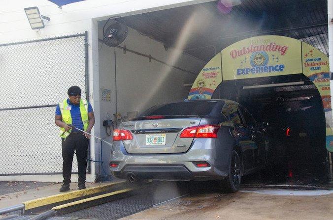 Sunshine Car Wash - Court St