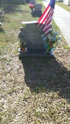 Hackney Riverview Cemetery