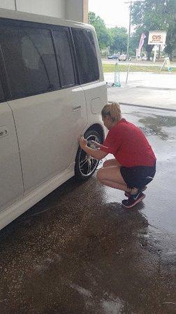 Flippers Express Wash