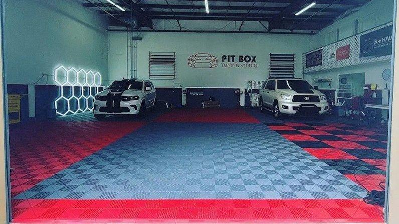 Custom Studio PIT BOX