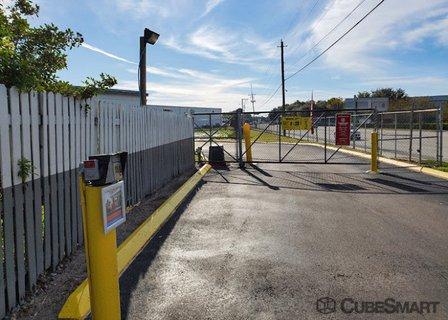 Devon Self Storage Tampa, Florida
