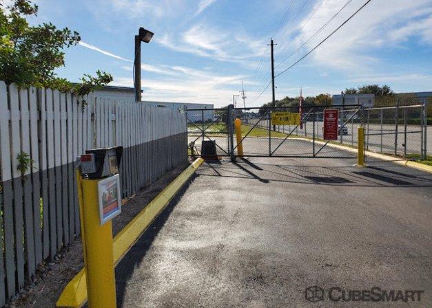 Devon Self Storage Tampa, Florida