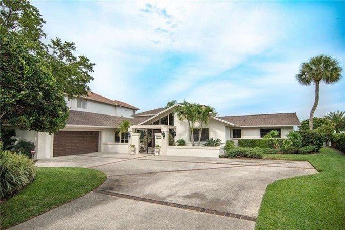 Kym Coyle, Realtor