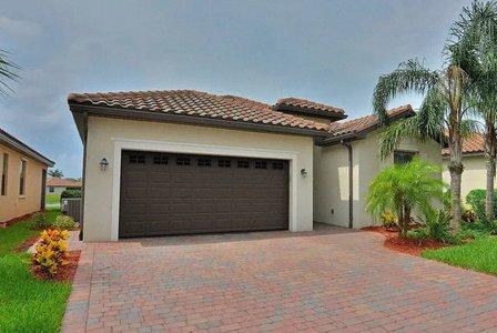 Axiom Garage Door's Co.