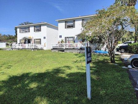 Riverside Villas & Marina