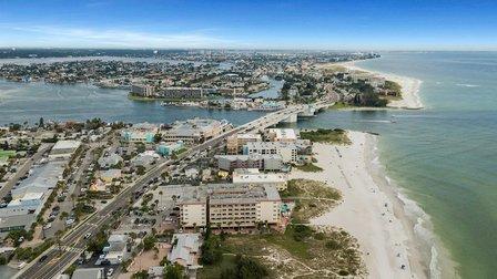 Gulfside Real Estate / Broker Shawn Dunn