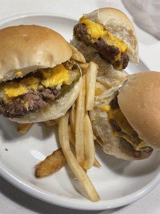 Pete & Shorty's