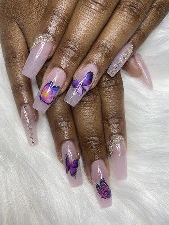 Nails with Finesse