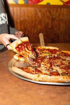 Paulo's Pizza & Subs