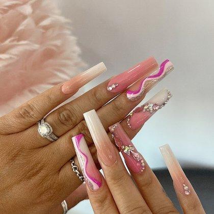 The Nail Lounge