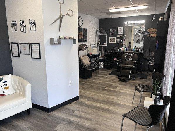 Ladies & Gents Barber & Beauty Salon