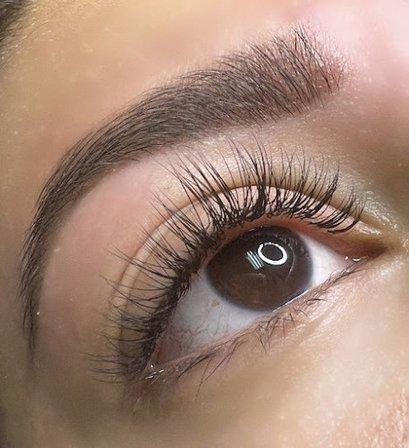 Nava Eyelashes
