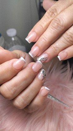 Divas Latinas Beauty Salon & Spa